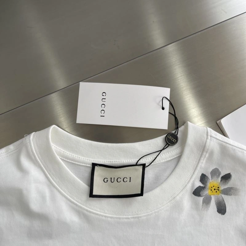 Functional Gucci T-Shirts 126605