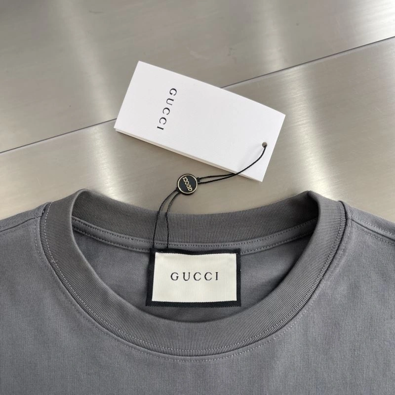 WaterResistant Gucci T-Shirts 126611