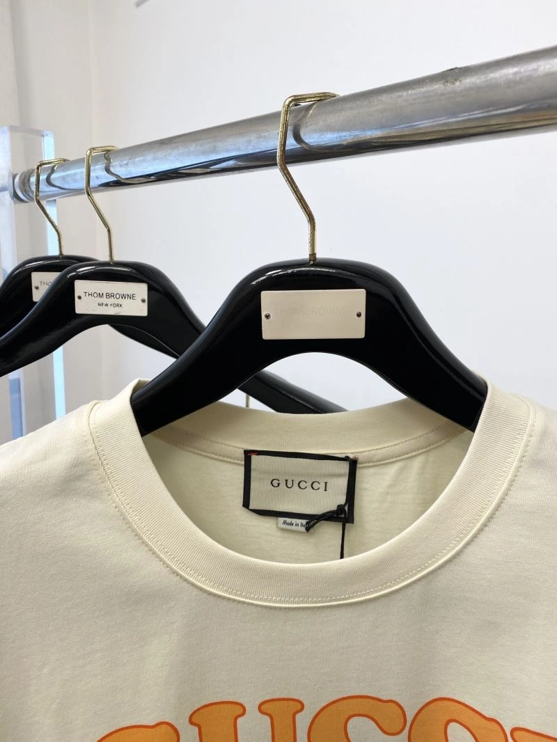 Supportive Gucci T-Shirts 126580