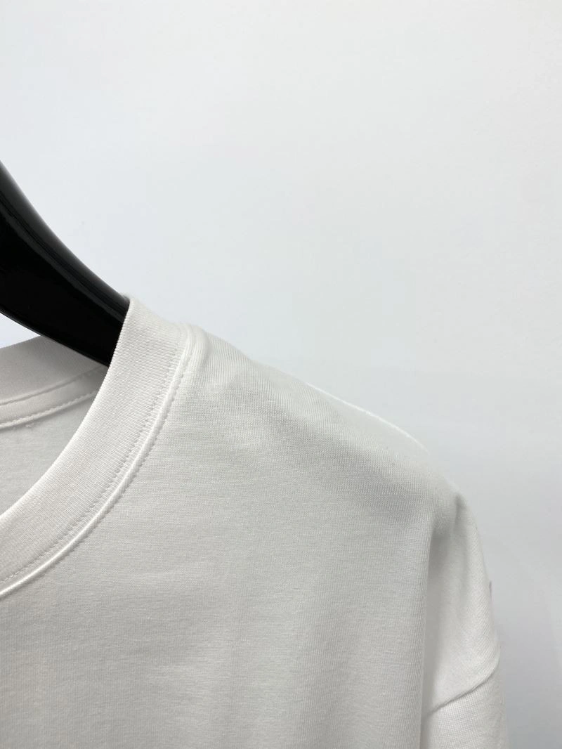 Gucci T-Shirts ModernLook 126577