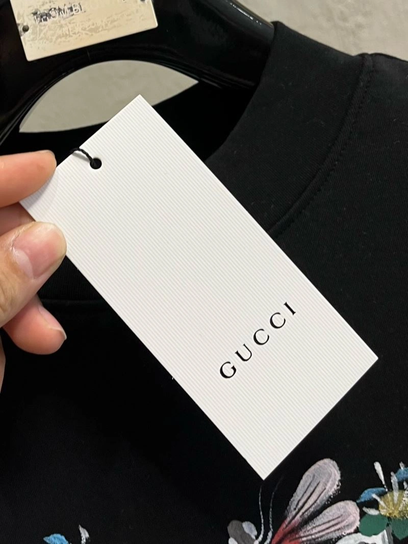 Gucci T-Shirts Comfortable 126572