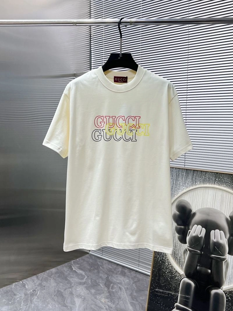 Timeless Gucci T-Shirts 126551