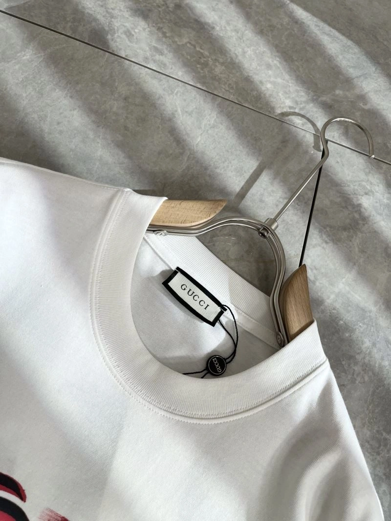 Gucci T-Shirts Supportive 126557