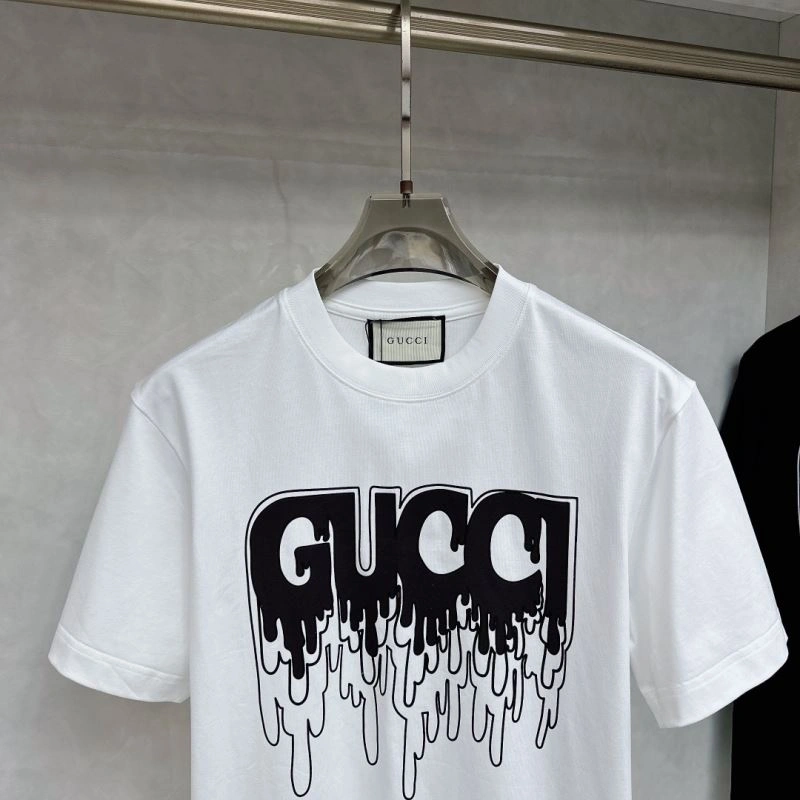 Gucci T-Shirts Minimalist 126563