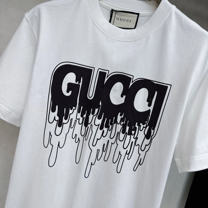 Gucci T-Shirts Minimalist 126563