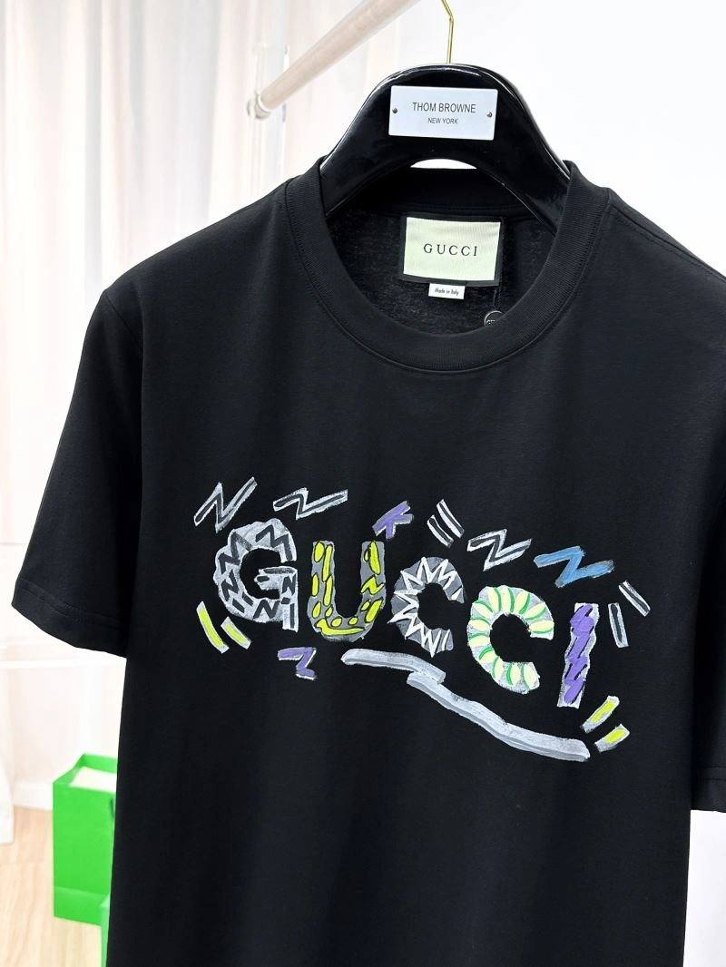 ComfortFit Gucci T-Shirts 126569