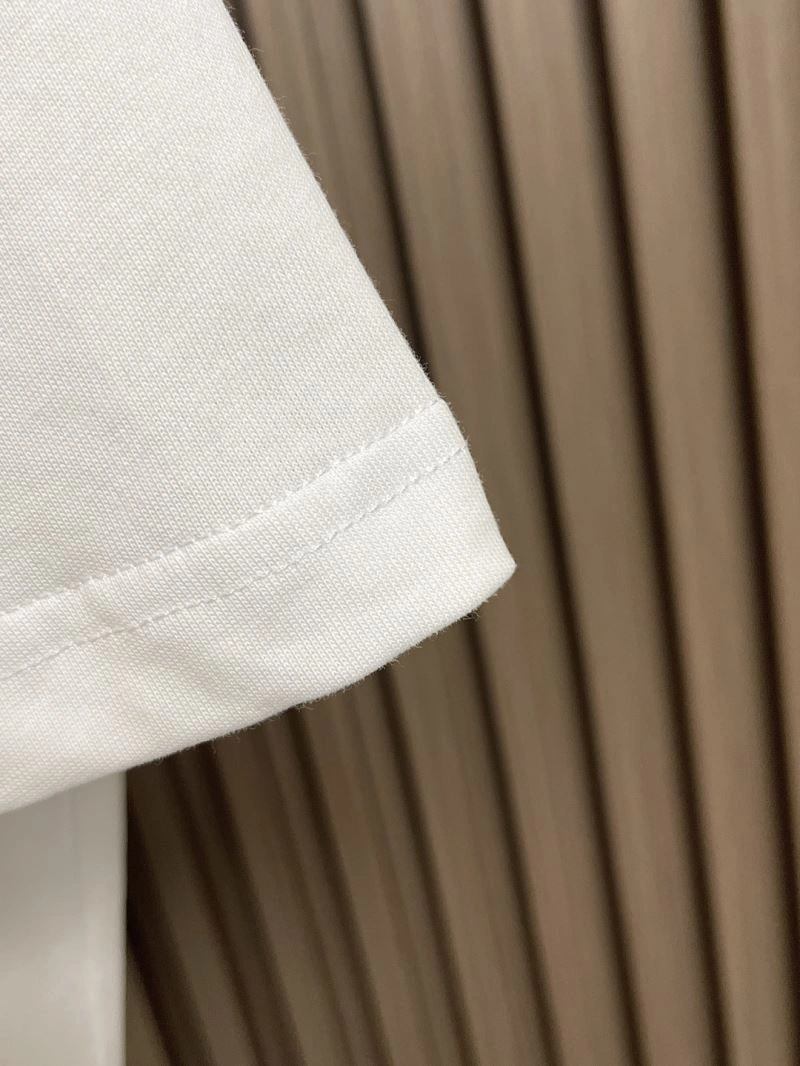 WaterResistant Gucci T-Shirts 126566