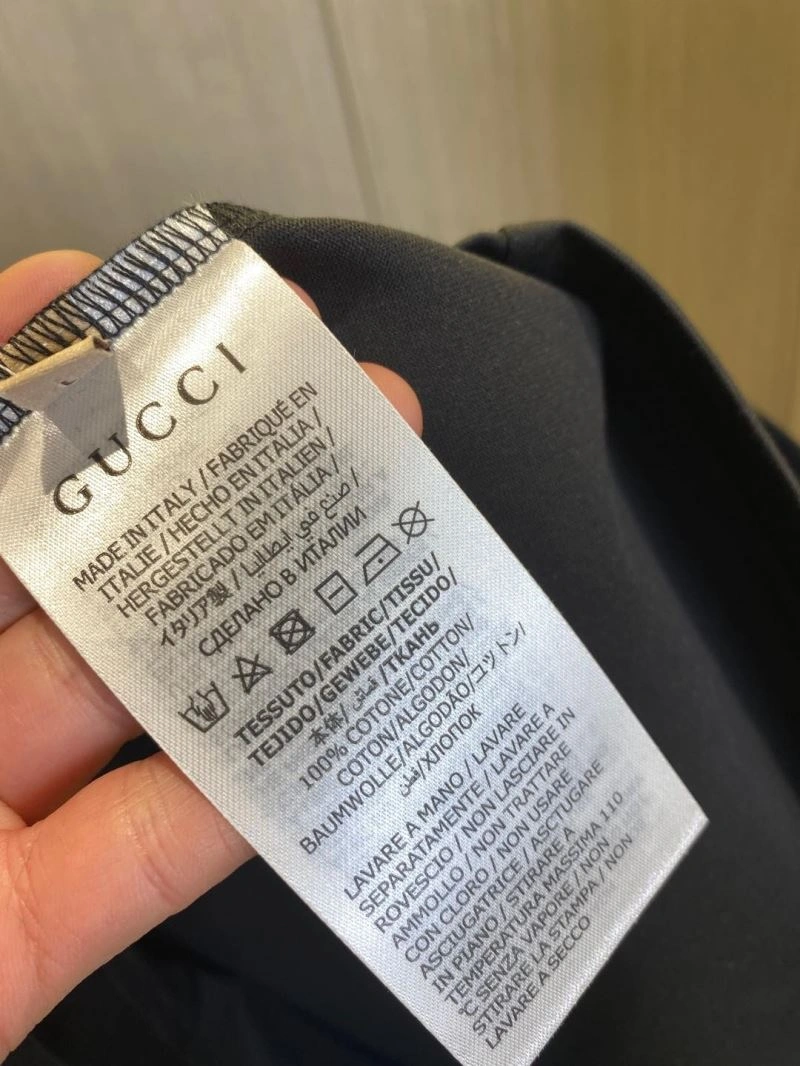 Gucci T-Shirts Bold 126571
