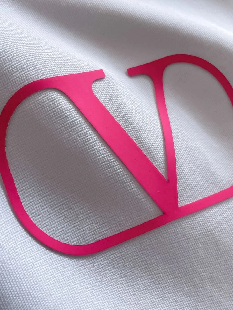 Gucci T-Shirts Versatile 126539