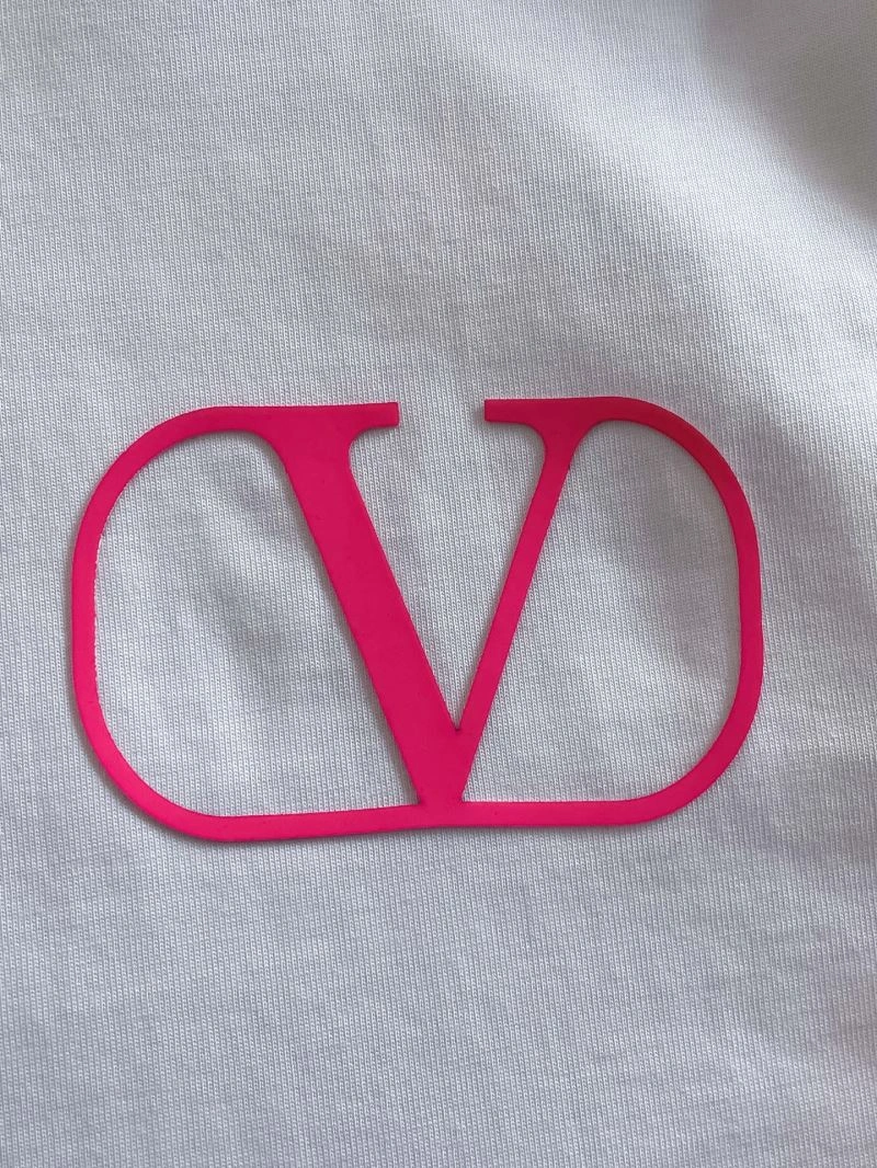 Gucci T-Shirts Versatile 126539
