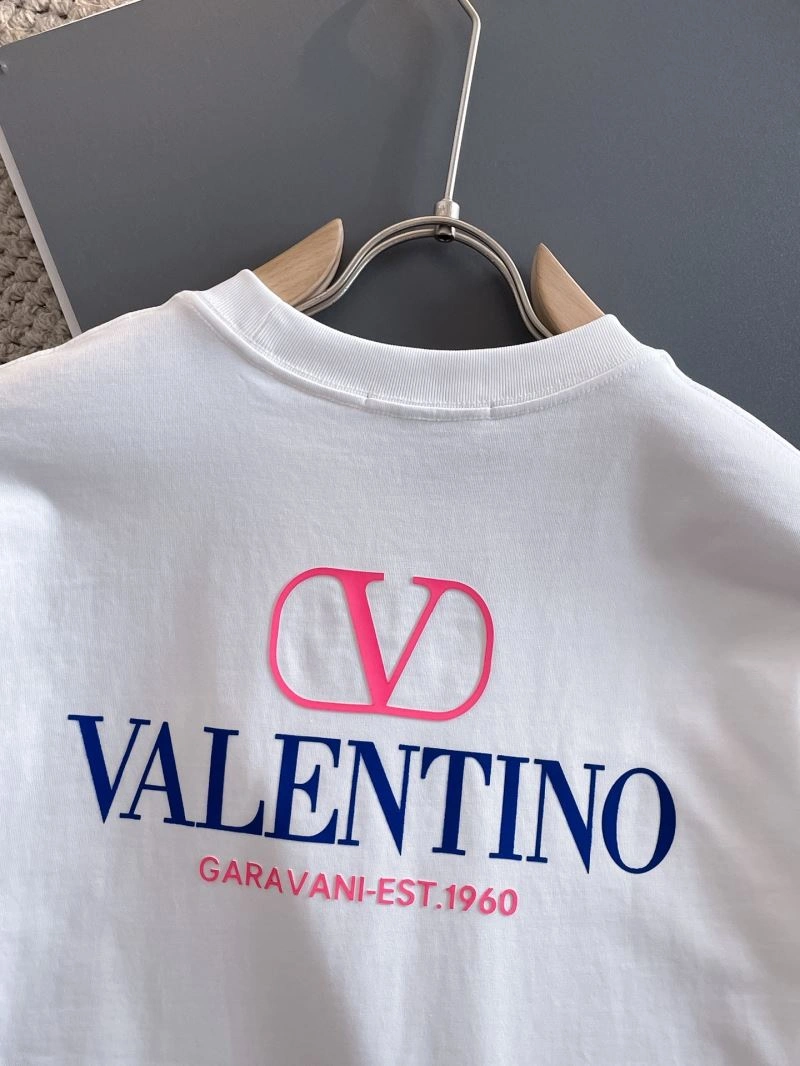 Gucci T-Shirts Versatile 126539