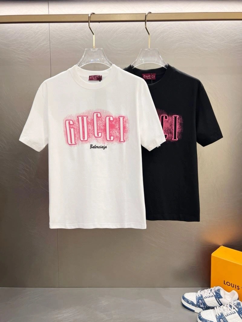 RelaxedFit Gucci T-Shirts 126531