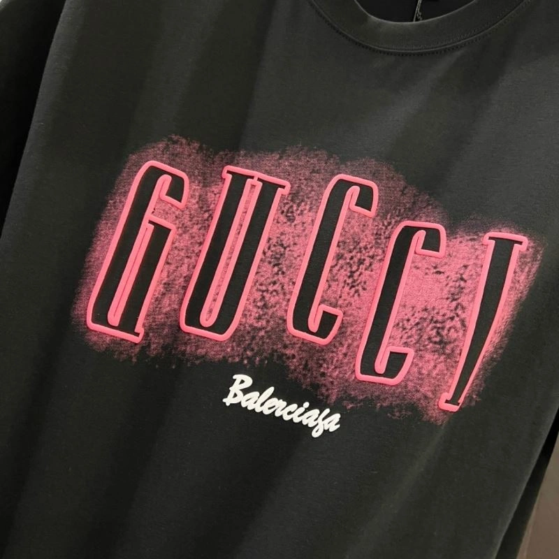 RelaxedFit Gucci T-Shirts 126531