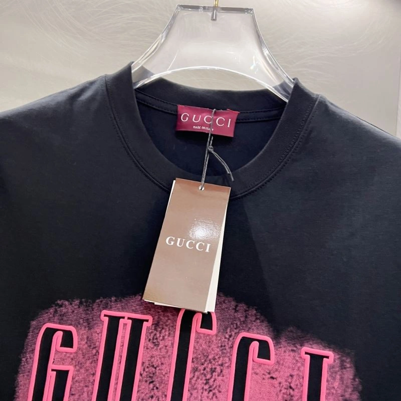 RelaxedFit Gucci T-Shirts 126531