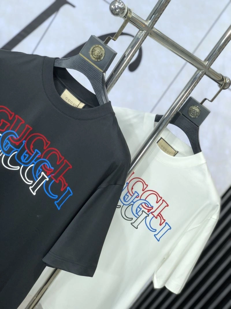 Gucci T-Shirts Durable 126514