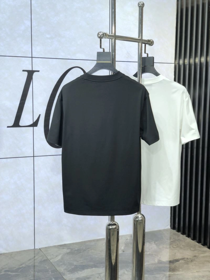 Gucci T-Shirts Durable 126514
