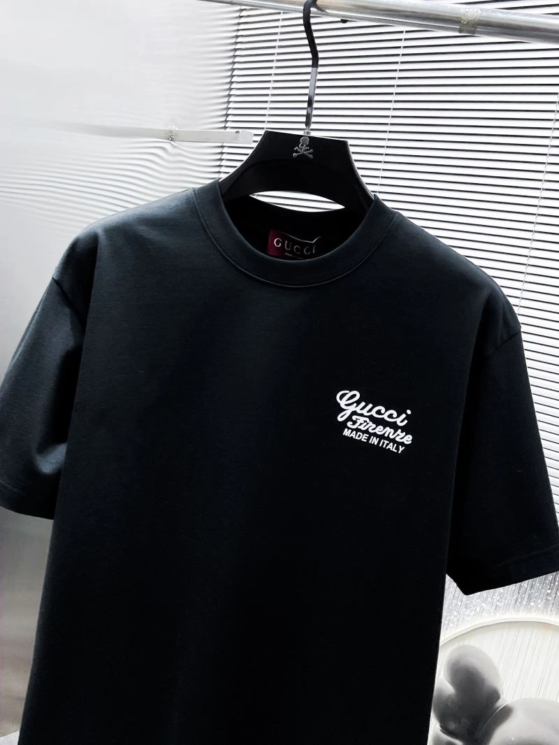 Original Gucci T-Shirts 126523