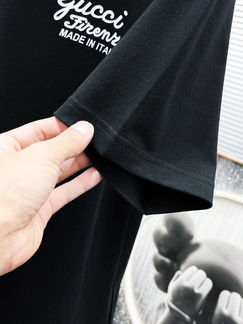 Original Gucci T-Shirts 126523