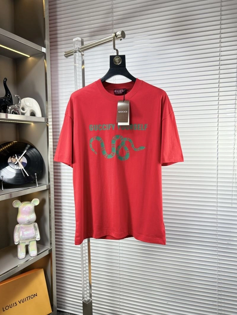 Gucci T-Shirts Breathable 126463