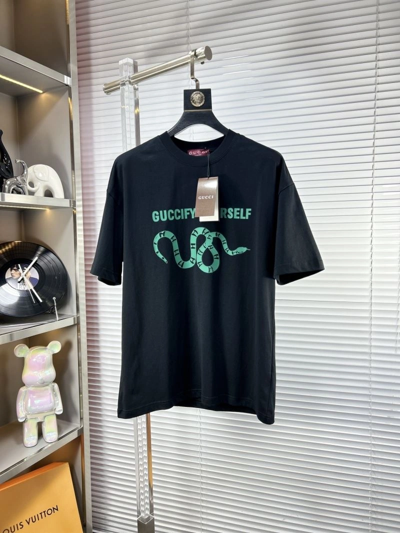Functional Gucci T-Shirts 126469
