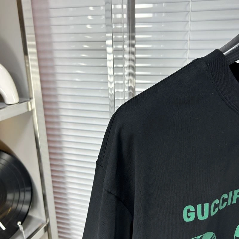 Functional Gucci T-Shirts 126469