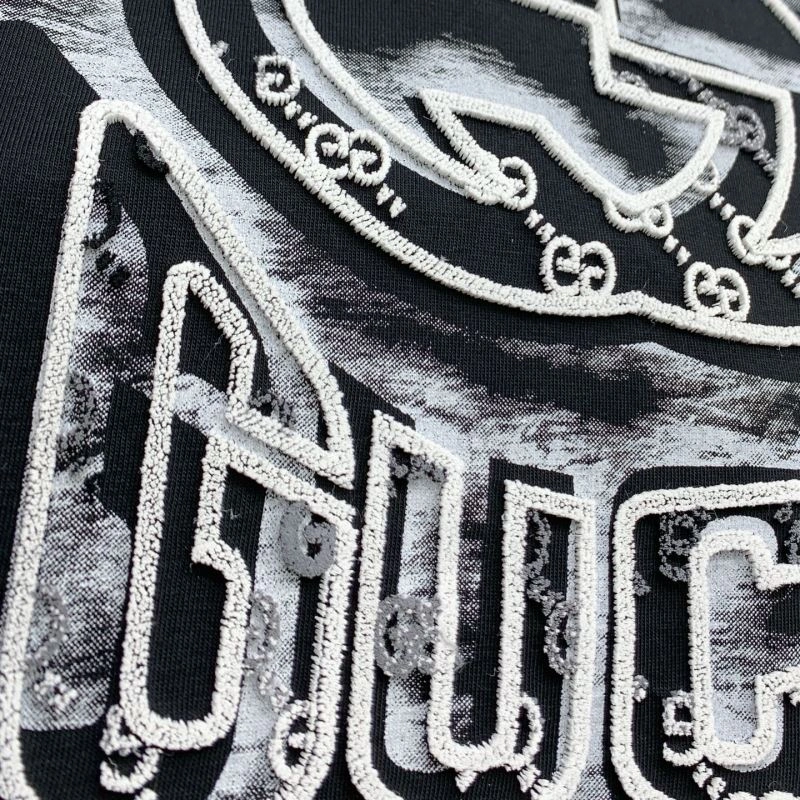 Vibrant Gucci T-Shirts 126456