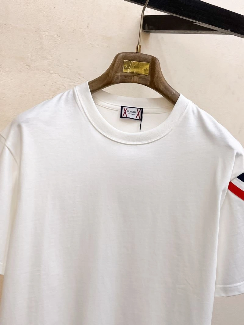 Gucci T-Shirts Durable 126454