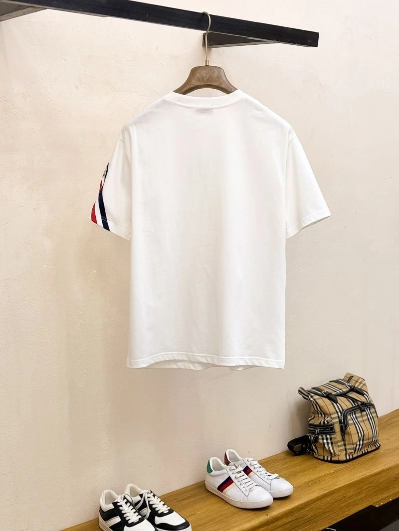 Gucci T-Shirts Durable 126454