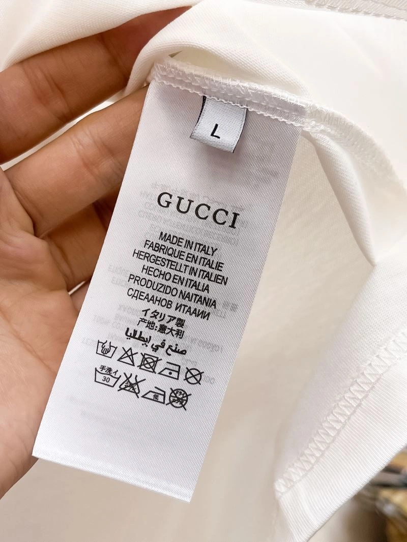 Gucci T-Shirts Durable 126451
