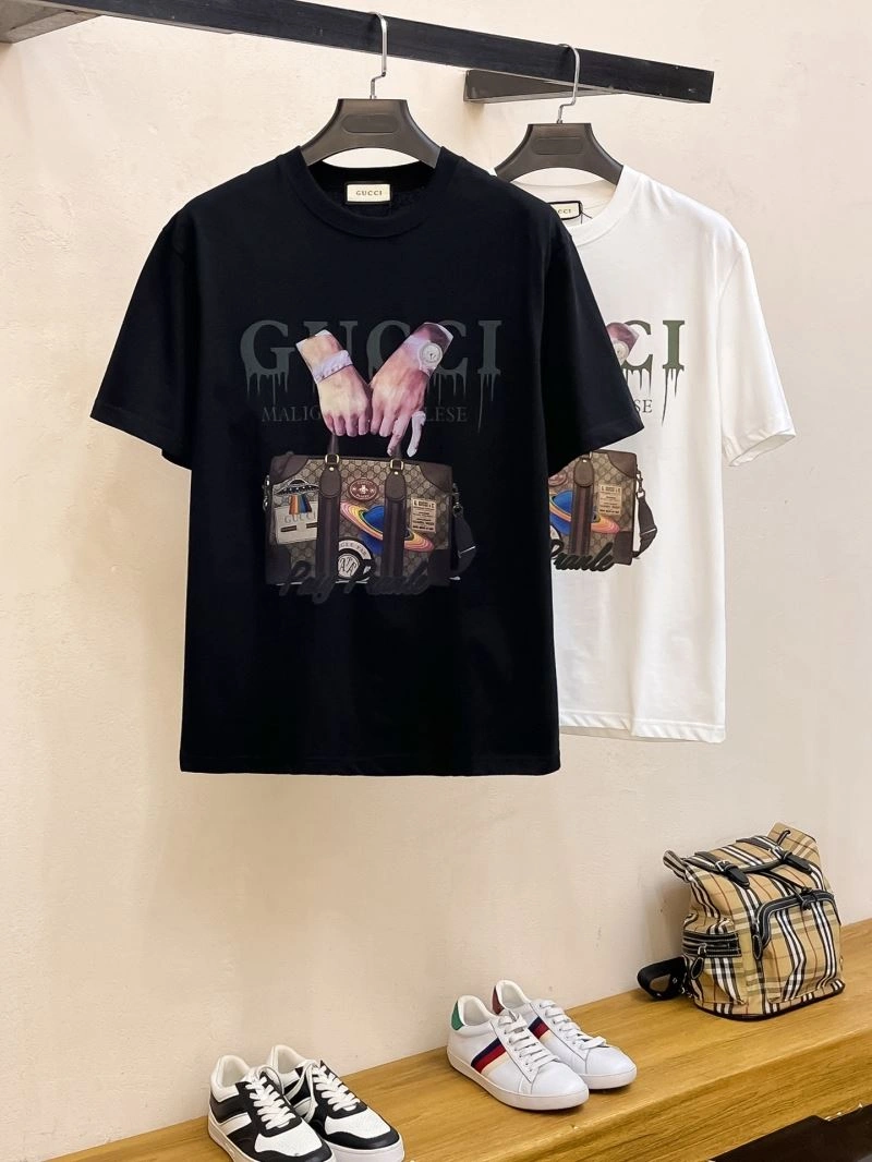 Gucci T-Shirts Durable 126451