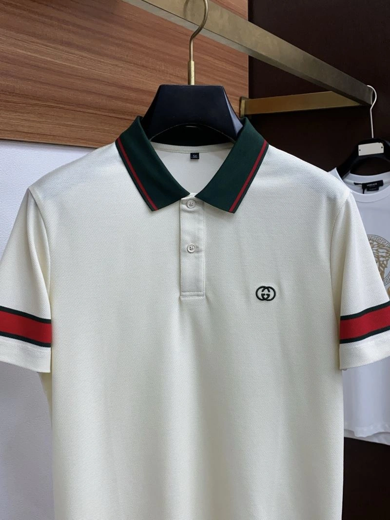 Seasonal Gucci T-Shirts 126452