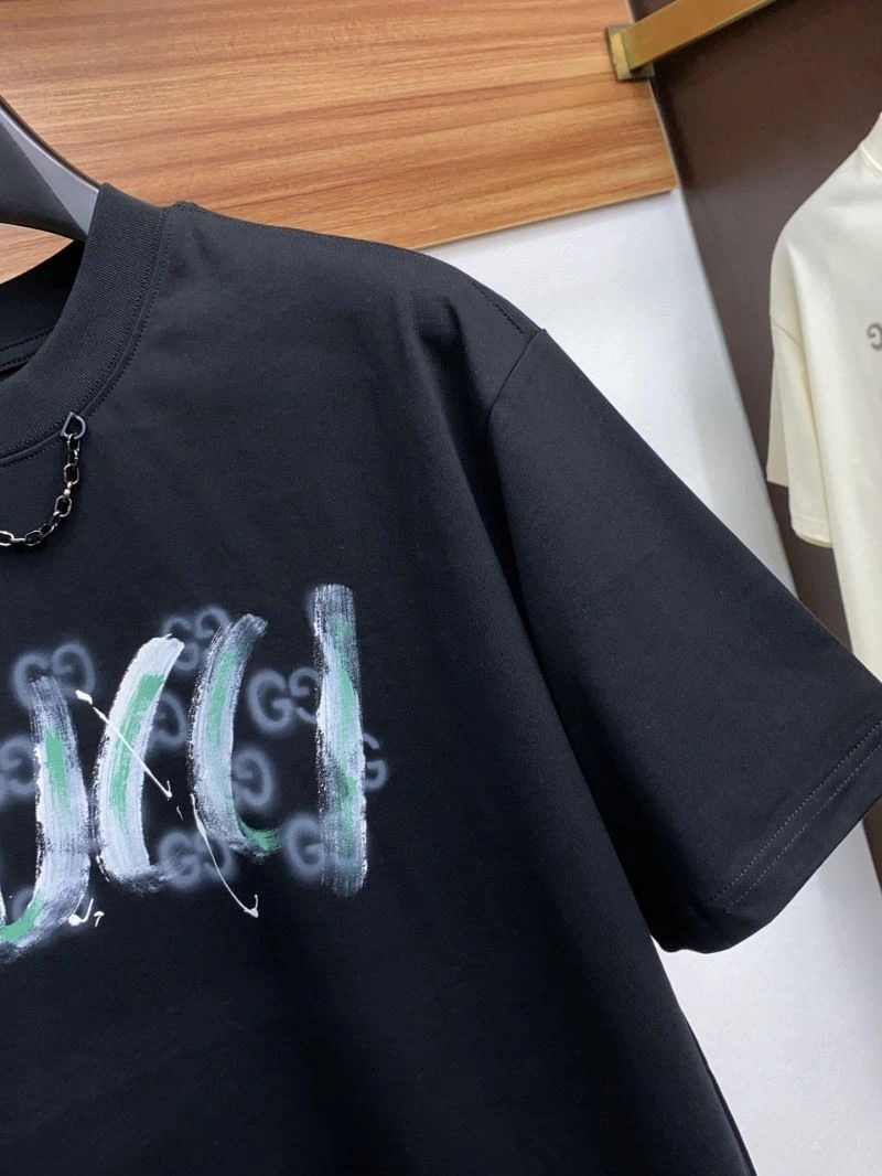 MultiPurpose Gucci T-Shirts 126437