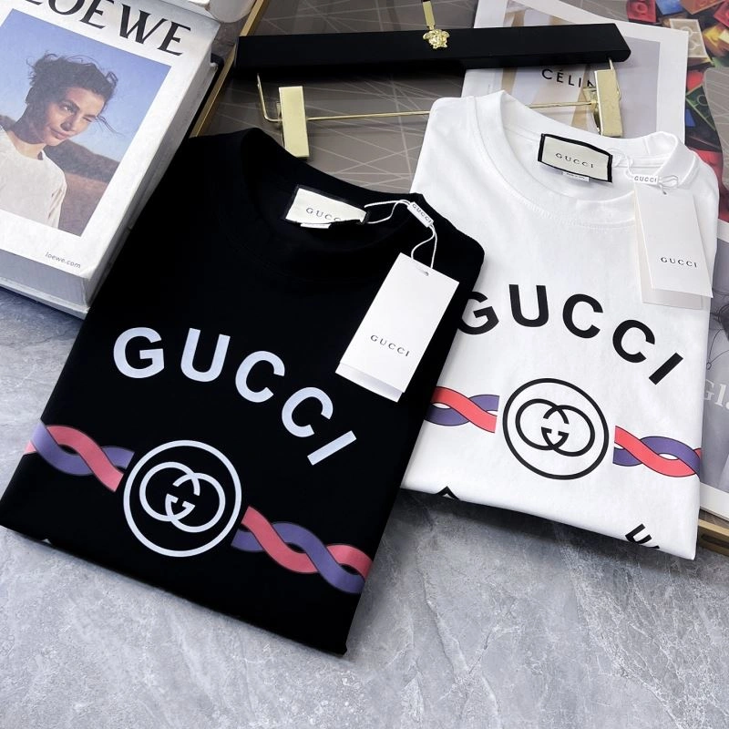 Modern Gucci T-Shirts 126444