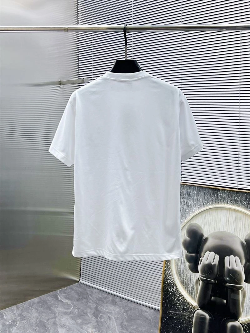 Compact Gucci T-Shirts 126408