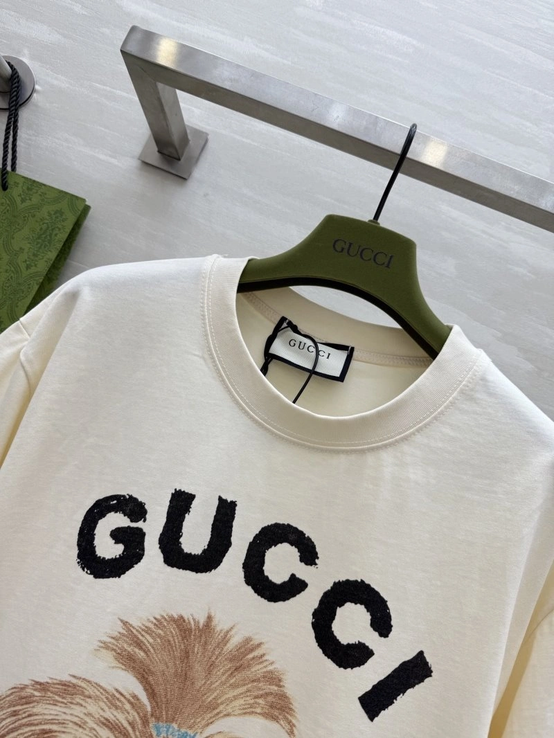 SmoothTexture Gucci T-Shirts 124830