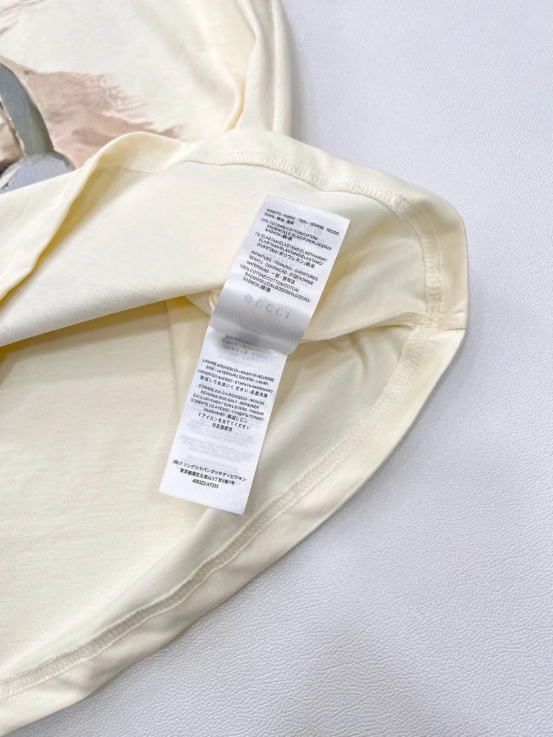 Gucci T-Shirts WeatherProof 124837