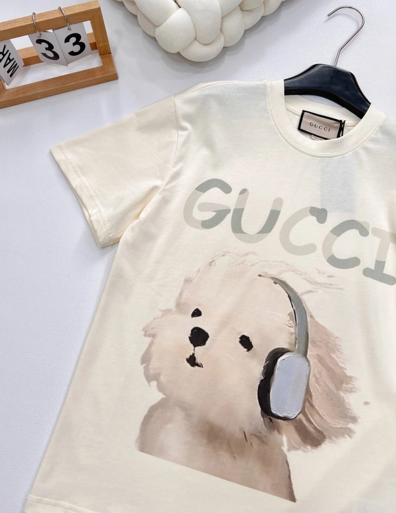 Gucci T-Shirts WeatherProof 124837