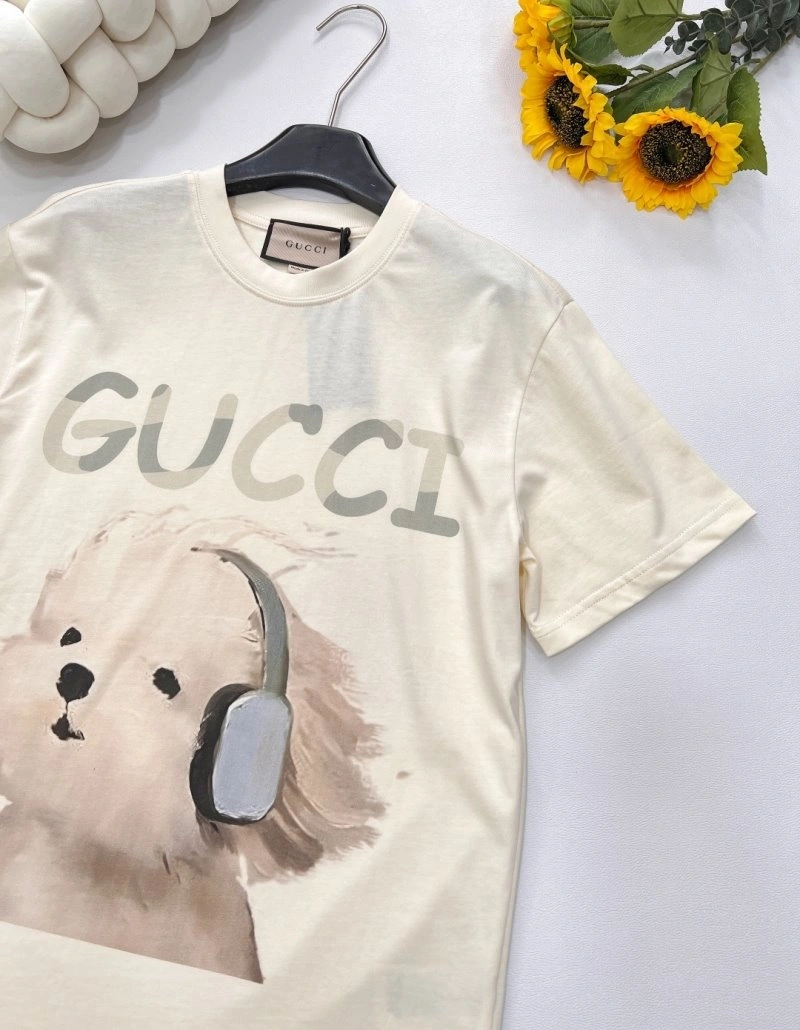 Gucci T-Shirts WeatherProof 124837