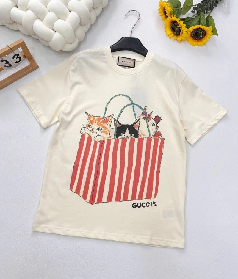 ComfortFit Gucci T-Shirts 124806