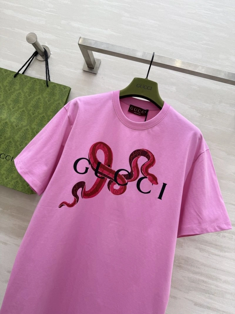 Gucci T-Shirts WrinkleFree 124768