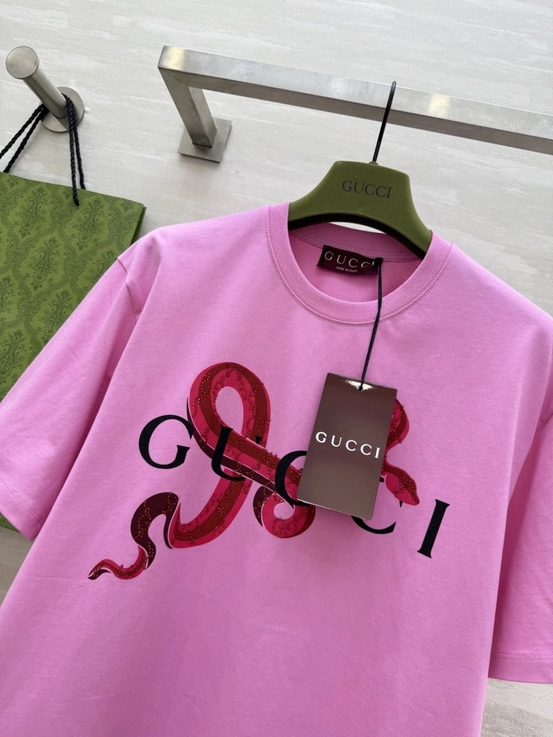 Gucci T-Shirts WrinkleFree 124768