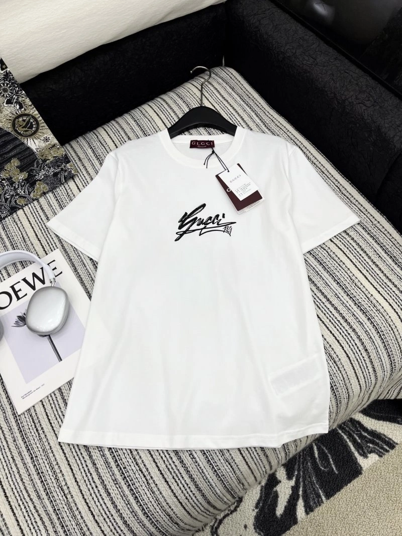 Soft Gucci T-Shirts 124784