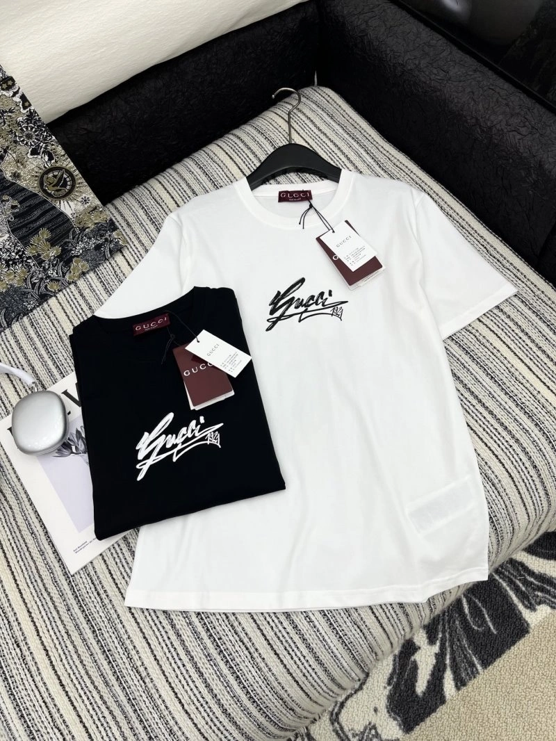 Soft Gucci T-Shirts 124784
