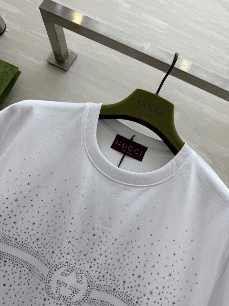 Tailored Gucci T-Shirts 124752
