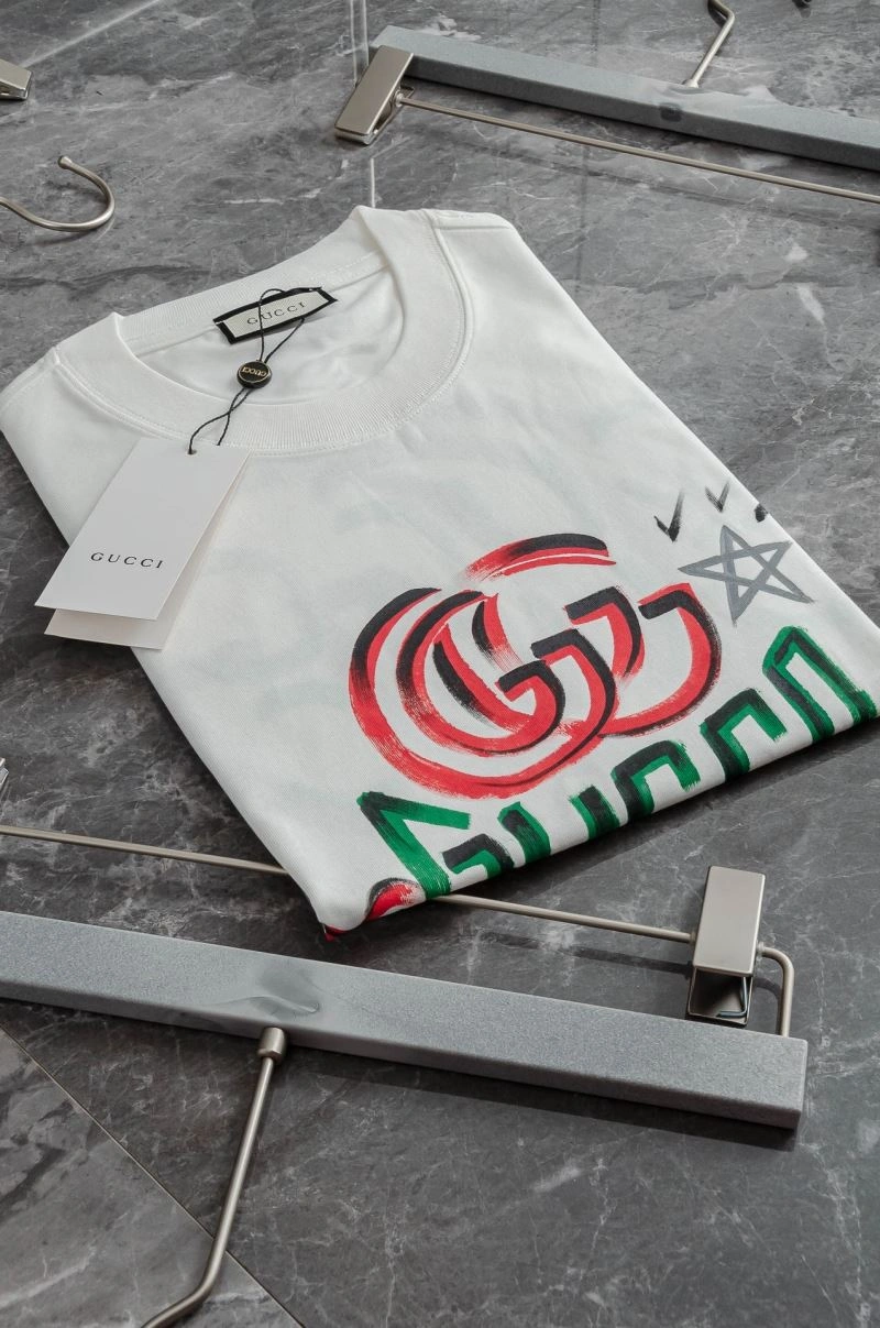 Popular Gucci T-Shirts 126216