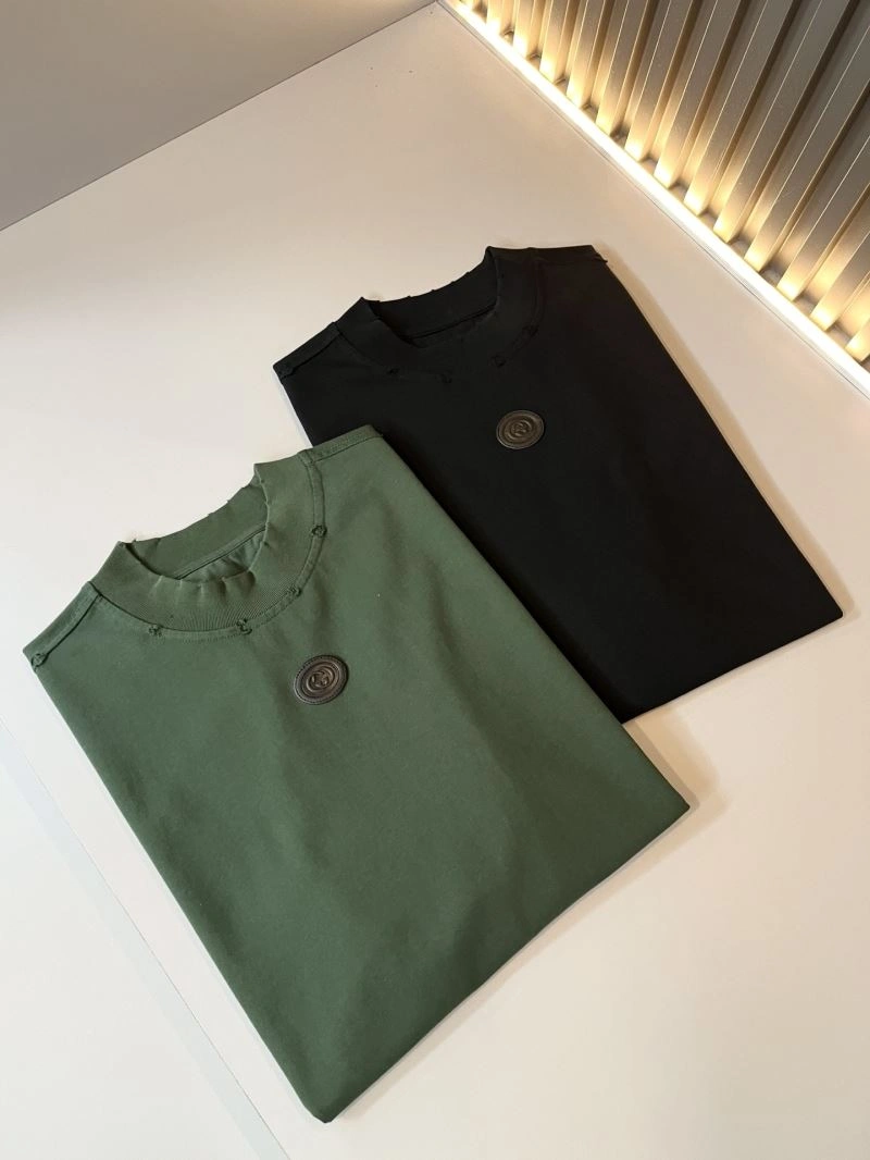 Contemporary Gucci T-Shirts 126207