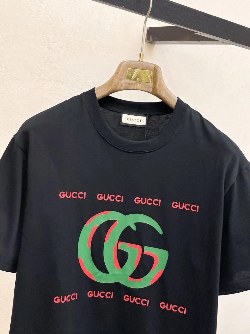 Gucci T-Shirts Versatile 126206