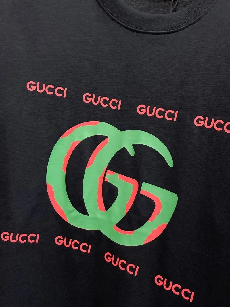 Gucci T-Shirts Versatile 126206