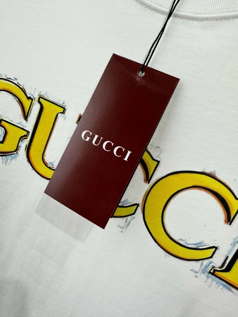 Gucci T-Shirts Snug 126205