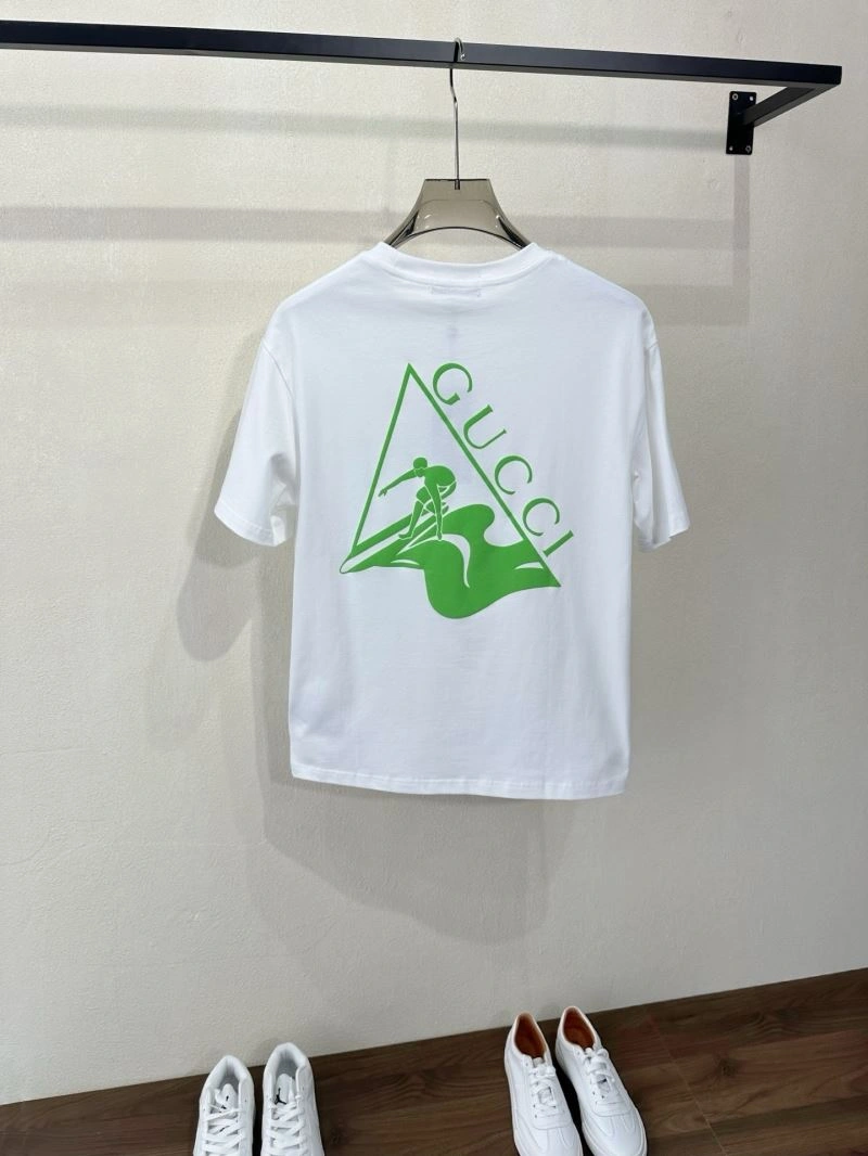 Classic Gucci T-Shirts 126174